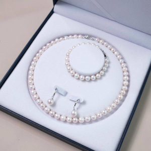 Freshwater Pearl Jewelry Set