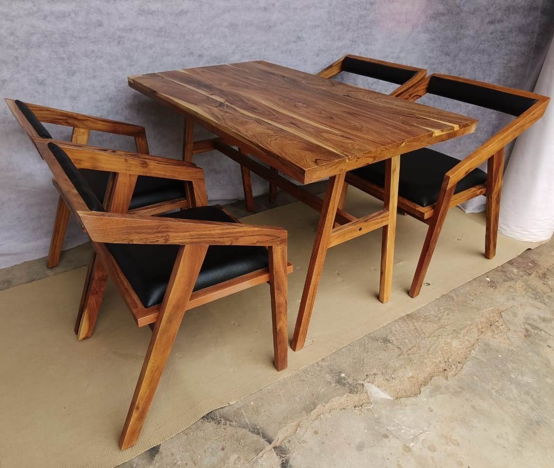 Restaurant Wooden Tables