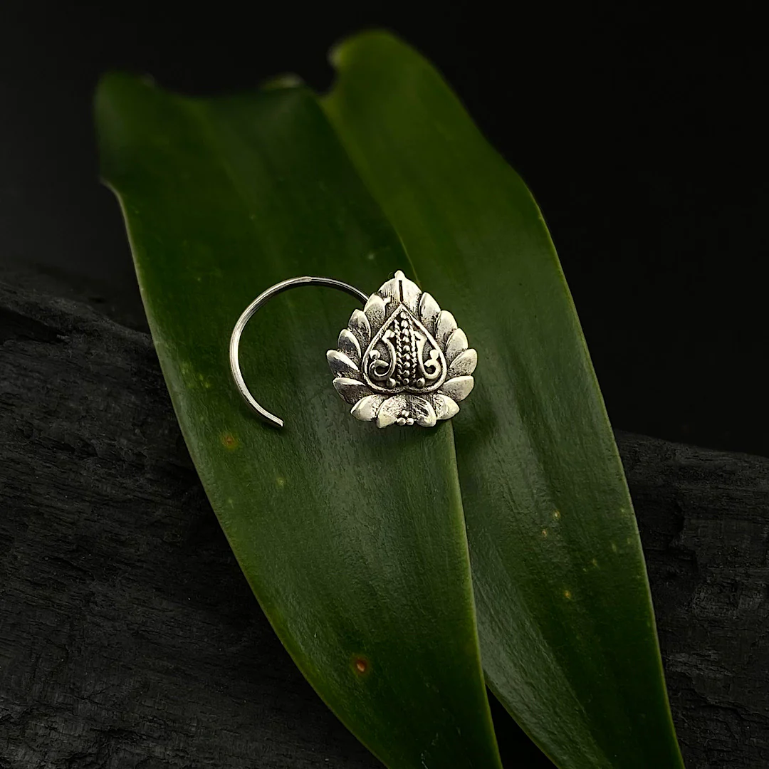 Silver Nose Pin Leaf Design Ethnic Supplier